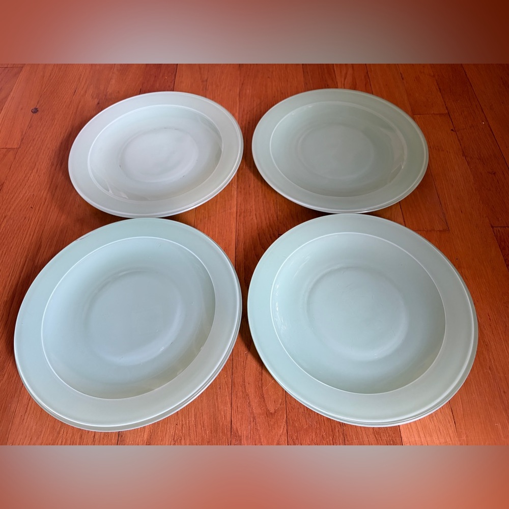 Set of 4 Bormioli Rocco Jade Green Dinner Plates 10”